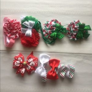 Girl’s Christmas accessories